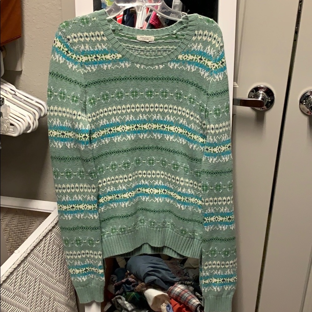 American Eagle knit sweater. Size: M, fits small